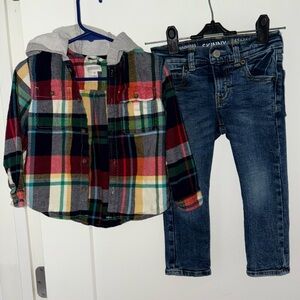 Gymboree skinny jeans and flannel hoodie bundle boy's sz 3T NWOT VGUC